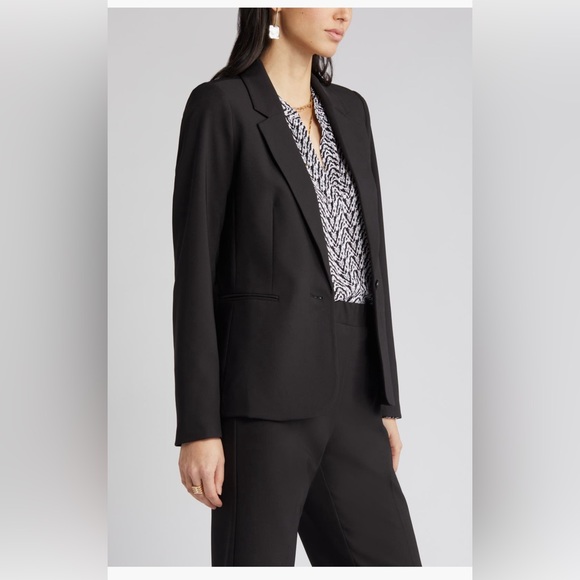 Last Chance!! Halogen Black Blazer - Size XL - Like New - Picture 2 of 11